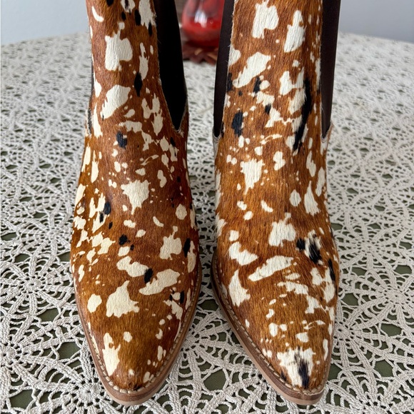 Diba True faux hair 9.5 women’s ankle boot bootie. Browns . Preloved - Picture 4 of 11